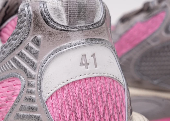 Balenciaga 3XL Sneaker in grey/pink