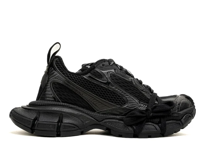 Balenciaga 3XL Sneaker in black