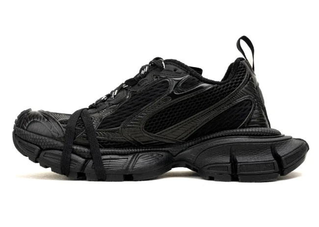 Balenciaga 3XL Sneaker in black