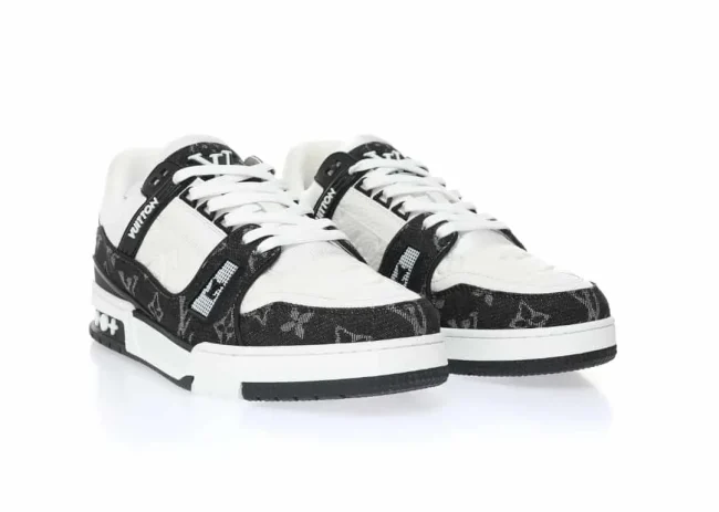 1745388677-BHmcgRIBJYVZ.webp LV Trainer White Black