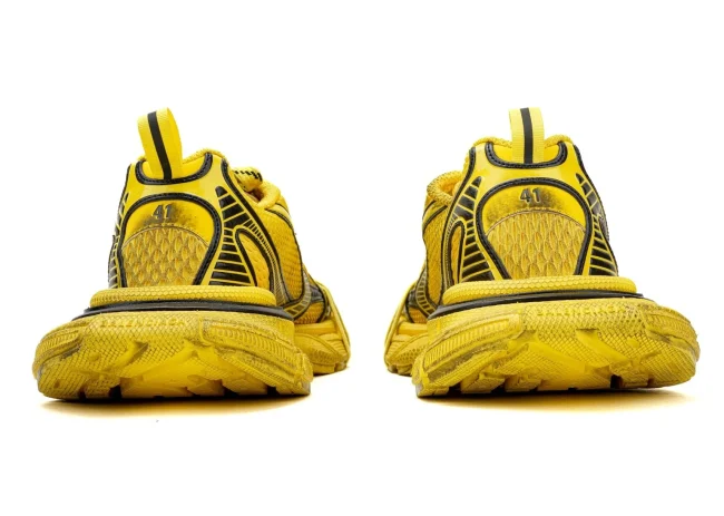 Balenciaga 3XL Sneaker in black/yellow