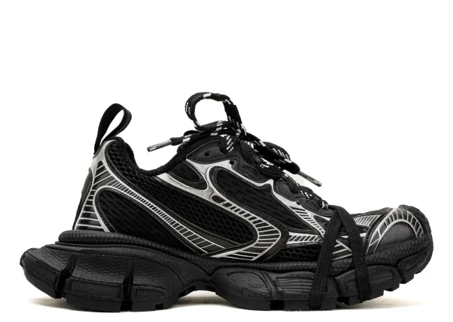 Balenciaga 3XL Sneaker in silver/black