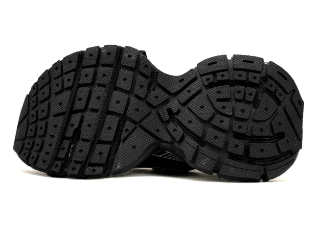 Balenciaga 3XL Sneaker in silver/black