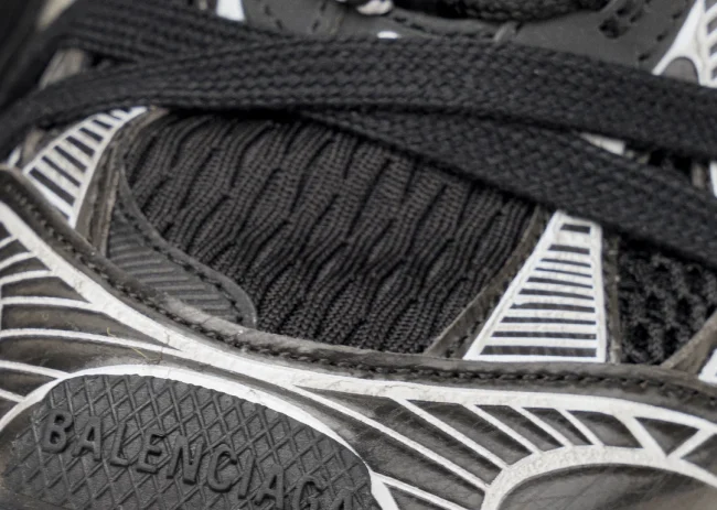 Balenciaga 3XL Sneaker in silver/black