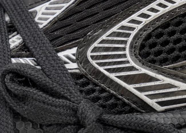 Balenciaga 3XL Sneaker in silver/black