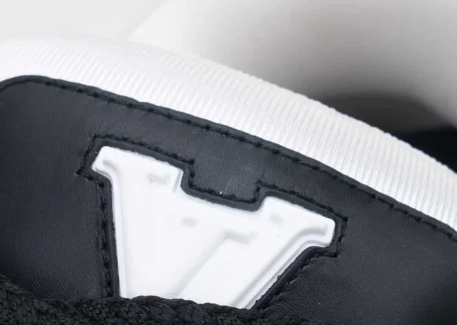 LV Trainer Maxi Sneaker