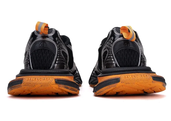 Balenciaga 3XL Sneaker in black/orange