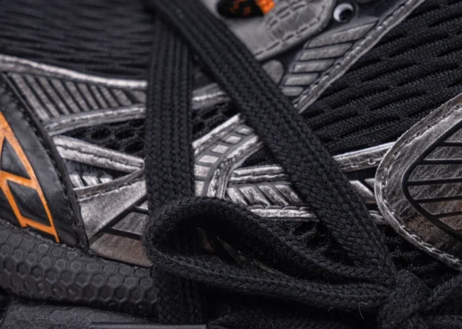 Balenciaga 3XL Sneaker in black/orange