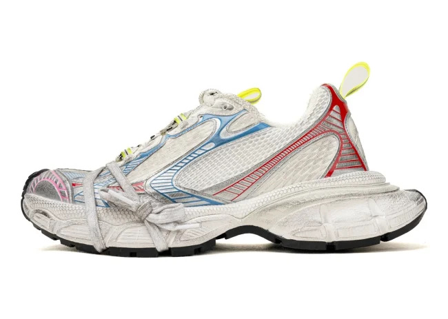 Balenciaga 3XL Sneaker in red-blue-white colorway