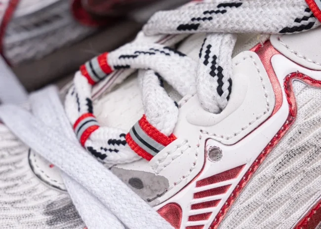 Balenciaga 3XL Sneaker in silver-red-mud-dyed colorway