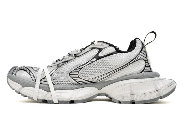Balenciaga 3XL Sneaker in silver/gray/black