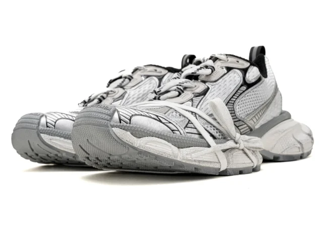 Balenciaga 3XL Sneaker in silver/gray/black