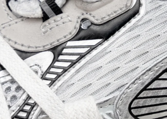 Balenciaga 3XL Sneaker in silver/gray/black