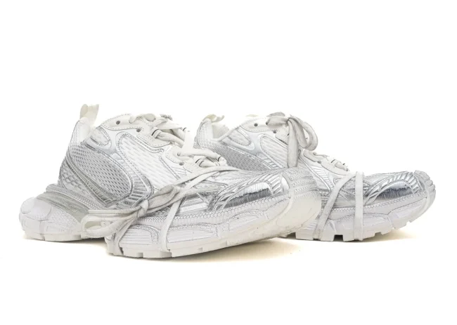 3xl Sneaker in White