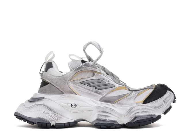 Balenciaga Cargo Sneaker in White/Grey