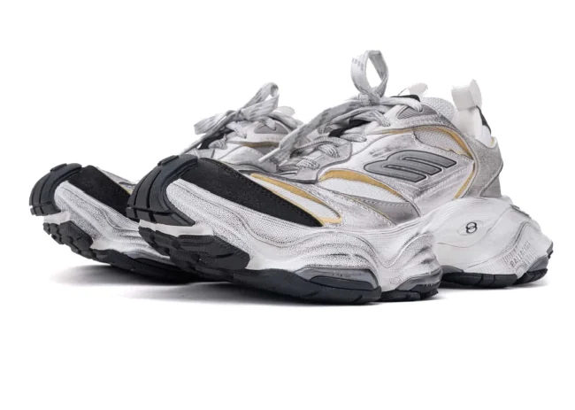 Balenciaga Cargo Sneaker in White/Grey