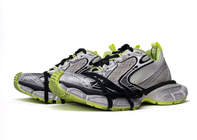 Balenciaga 3XL Sneaker in green/silver