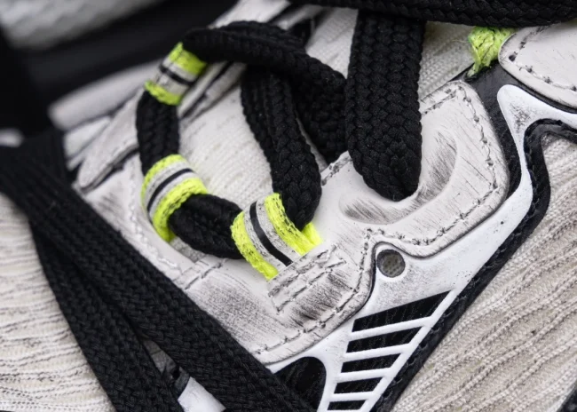 Balenciaga 3XL Sneaker in green/silver