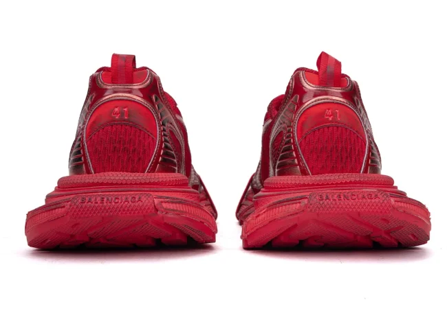 Balenciaga 3XL Sneaker in red