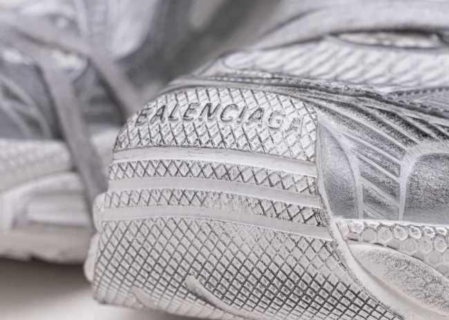 Men's 3XL Sneaker in Silver Grey