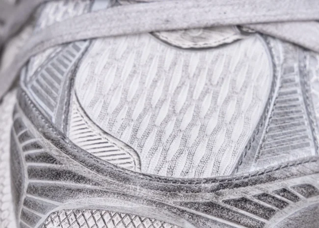 Men's 3XL Sneaker in Silver Grey