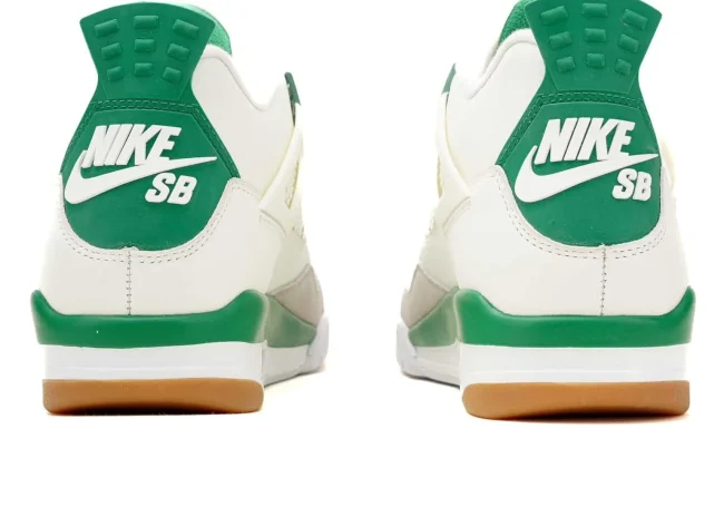Jordan 4 Retro SB Pine Green