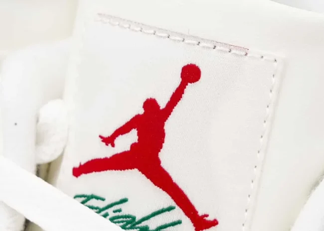 Jordan 4 Retro SB Pine Green