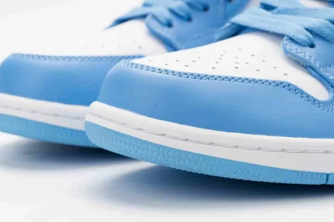 Jordan 1 Low SB UNC