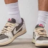 Travis Scott x Nike Air Jordan 1 Low OG”Reverse Mocha”