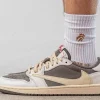 Travis Scott x Nike Air Jordan 1 Low OG”Reverse Mocha”