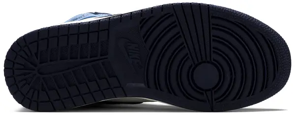 Air Jordan 1 Retro High Obsidian UNC