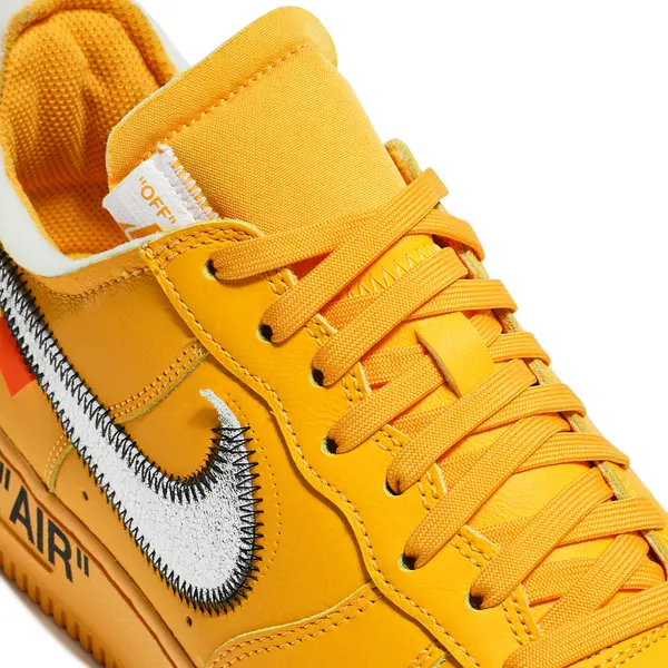 Nike Air Force 1 Low OFF-WHITE University Gold Metallic Silver