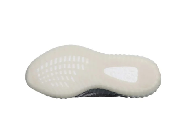 Yeezy Boost 350 V2 BLUE TINT